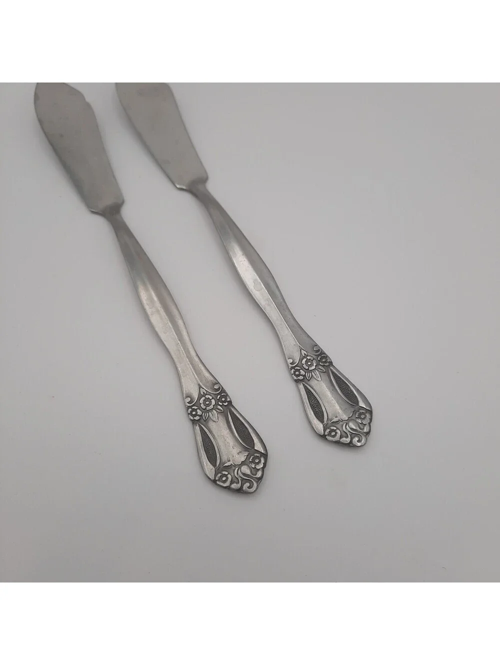Vintage Stainless Steel Japan Floral Scroll Butter Spreaders Set Of 2